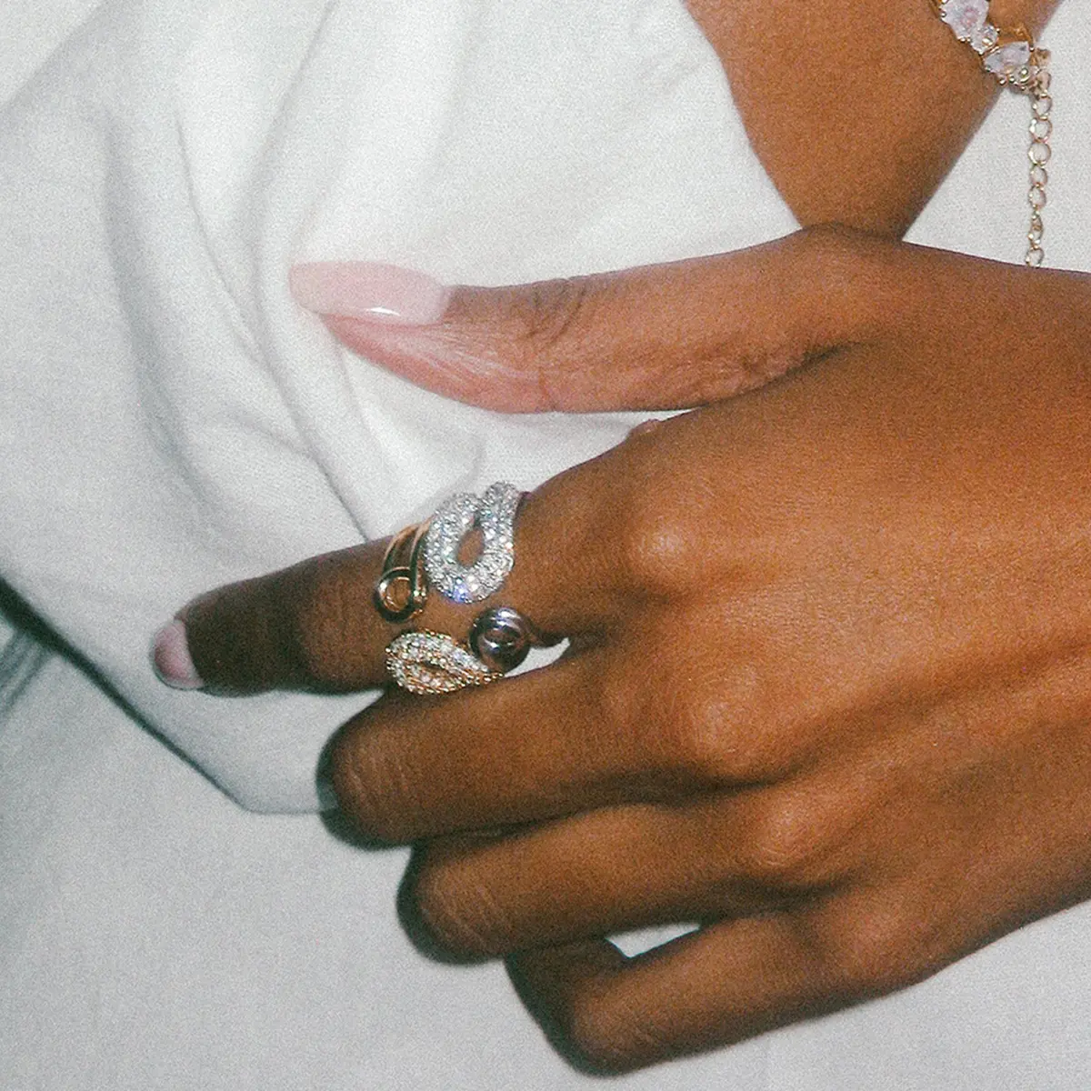 Emma's Heart | Deconstructed Edge - 18K Gold Plated Paperclip Ring with Shimmering Crystals