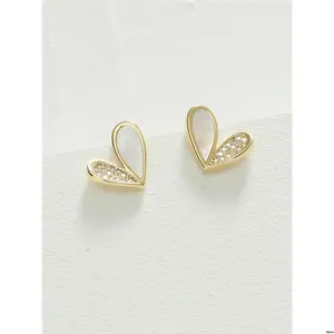 Heart Detail Rhinestone Stud Earrings Valentines