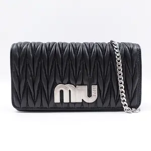 Pre-owned miu miu leather Crossbody Bags Matelassé Miu Logo Clutch