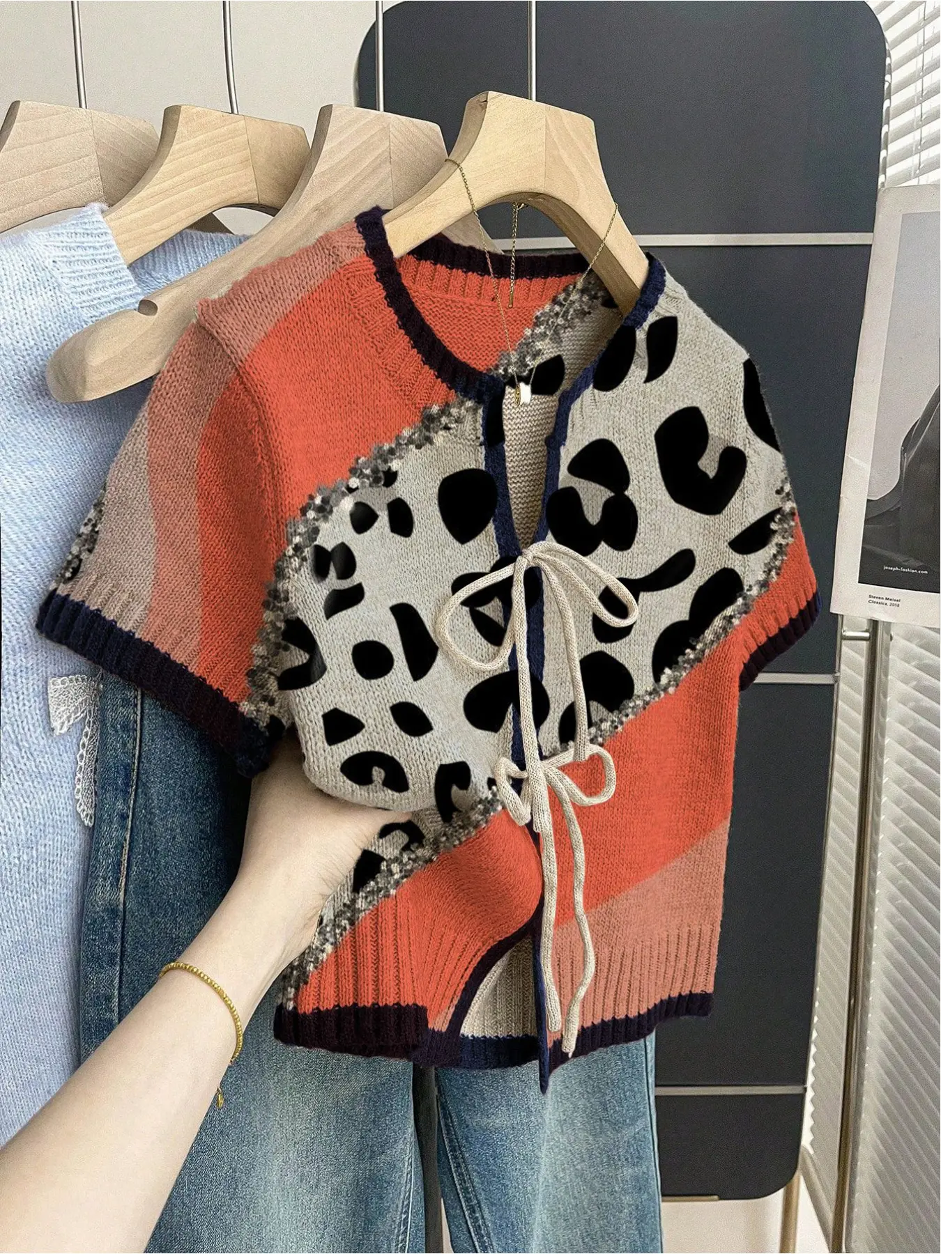 Bohemian casual vacation style loose round neck contrast leopard print short sleeve Casual Drop Shoulder knit top, Boho Tie Top, front tie design, contrast piping, khaki, women's spring summer casual top, Womenswear, Lady