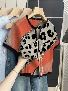 Bohemian casual vacation style loose round neck contrast leopard print short sleeve knit top, front tie design, contrast piping, khaki, women's spring summer casual top, Womenswear