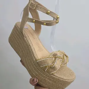 violet/ sandalia de plataforma en yute altura de 8cm con bordado de piedreria Footwear Casual Summer Girl