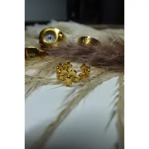 Bloom Band Ring