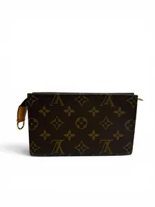 Pre-owned Louis Vuitton COATED CANVAS Small Leather Goods TOILETRY POUCH 15 IN MONOGRAM CANVAS