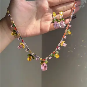 Dopamine-colored sparkling diamond leaf and water drop pendant necklace, sweet and exquisite, unique and niche, stunning collarbone chain A10188-XL, E50180-EH