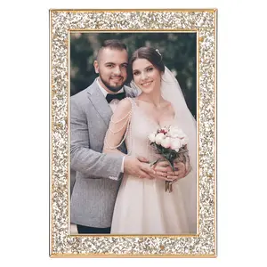 REGALWOVEN Picture Frame for Photo and Poster, Beautiful Metal Frames for Horizontal and Vertical Photo Formats for Tabletop 4x6 Inch Gold