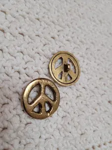Metal Peace Sign Shank Button