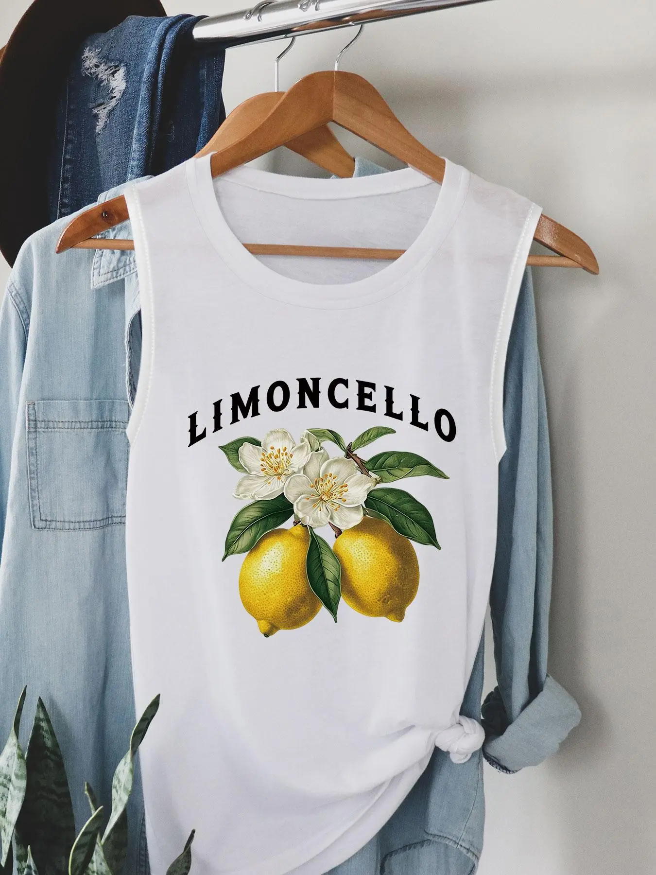 Women's Lemon Print Round Neck Tank Top, Casual Sleeveless Fitted Style Top for All Seasons, Ladies Clothes for Daily Wear, Socks