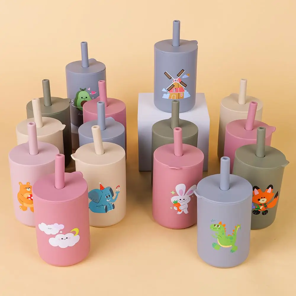 Baby Feeding Cup, 1 Count Cute Cartoon Silicone Baby Drinking Cup, Anti-drop Baby Drinking Cup, Baby Utensils for Home and Outdoor