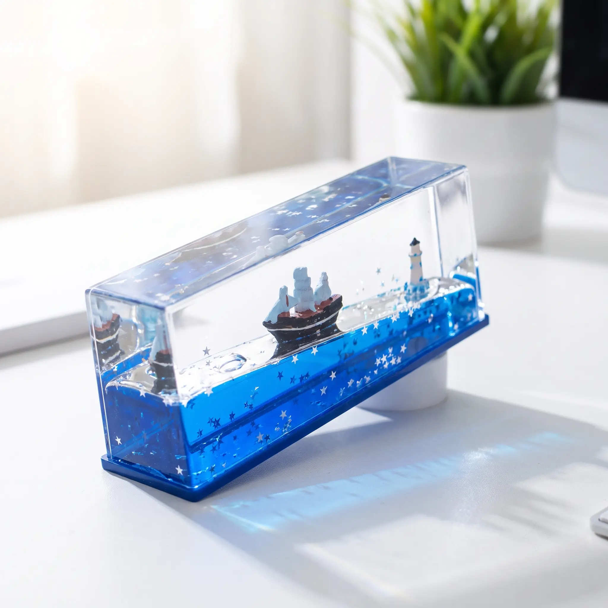 Underwater World Sailboat Drift Bottle Acrylic Waterscape Decorative Figurine - Mediterranean Home Decor, Figurines for Adults, Collectible Desk Ornament (Acrylic Waterscape Decorations & Accessories), Collectible Room Decor
