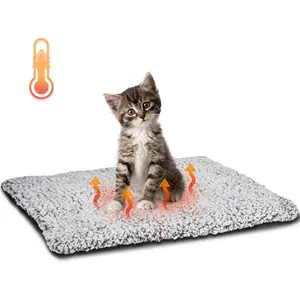 The pet dog self-heating pad, cat heat insulation pad and soft pad can keep pets warm and at a constant temperature in winter, ensuring they are always warm