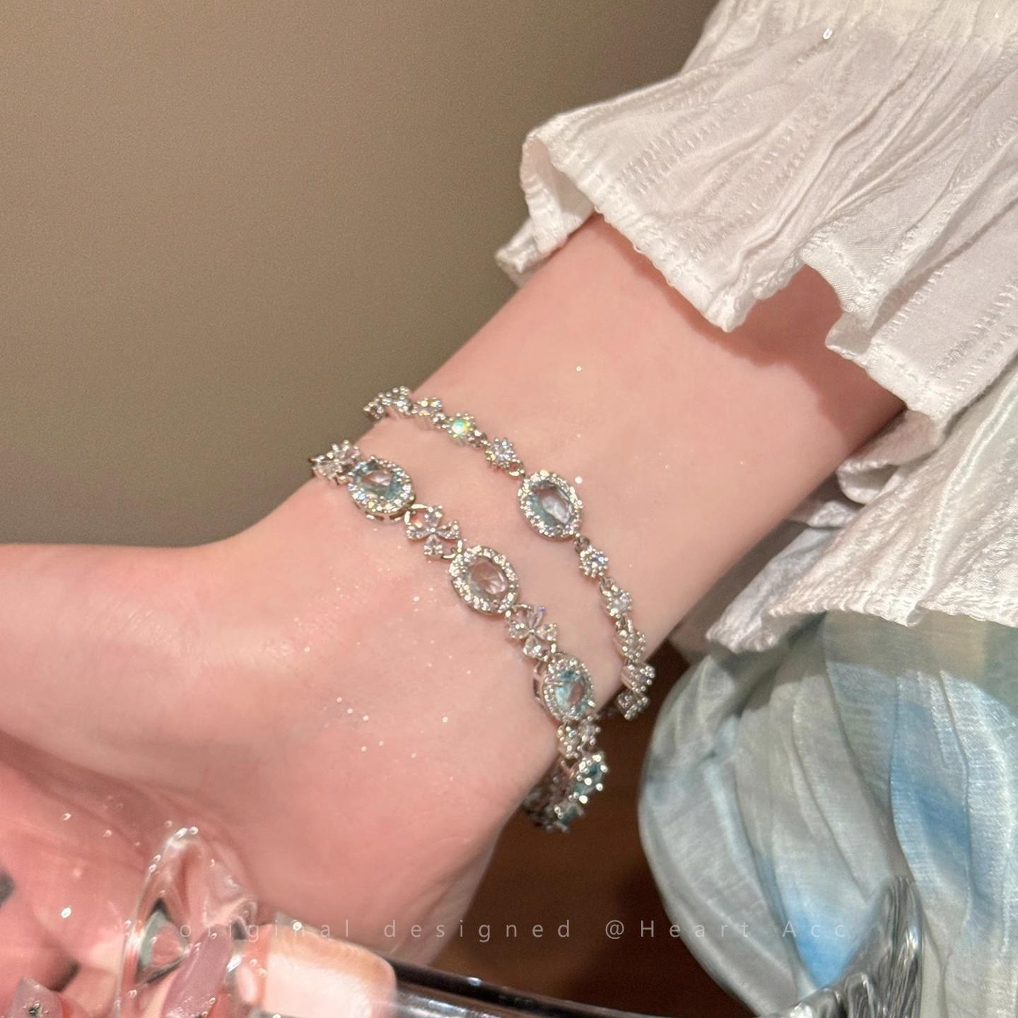 Women's Cool Tone Sparkling Oval Flower Bracelet, Korean Style High-End Zircon Hand Jewelry, Luxury Elegant Sweet Cool Wrist Accessory Gift for He