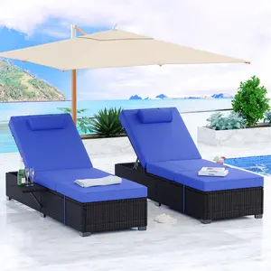 Set of 2 Outdoor PE Wicker Chaise Lounge Chairs – Adjustable Brown Rattan Pool Recliners – Removable Tabletop & Cushions – Patio Sunbathing Furniture for Garden, Deck, Poolside