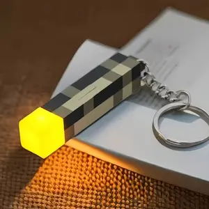 Keychain Light, Light Up Keychain, Portable Keychain Light, Lightweight Keychain, Fashionable Pendant for Backpack and Gift, Novelty Lighting, Creative Gifts, Traveling Gadgets