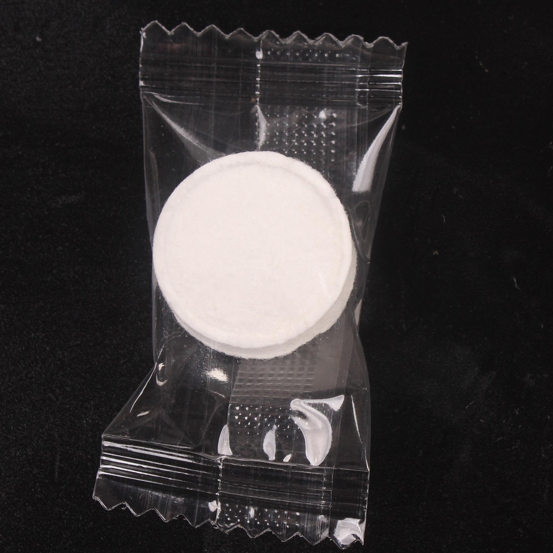 Portable Coin-Style Compressed Disposable Face Towels, Mini Travel Products, Compact Lightweight Hygienic Personal Care Travel Must-Haves for Camping, Household Bath Use, Disposable Face Towel