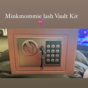 Lash Vault kit
