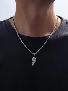 Men's Stainless Steel Angel Wings Necklace, Trendy European and American Jewelry, Perfect for Daily Wear and Holiday Gifts