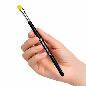 CONCEALER BRUSH HENNOVABROWS