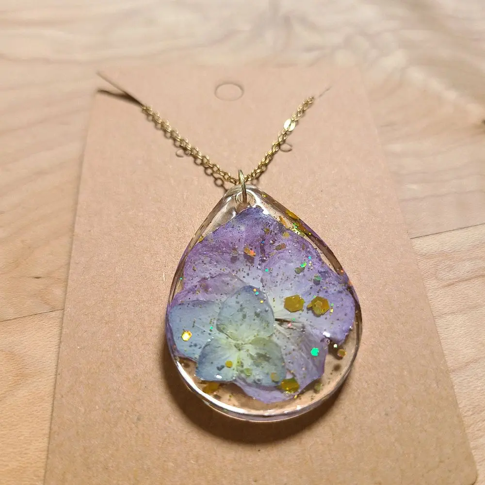 Handmade Dried Blue and Purple Hydrangea Flower Resin Necklace