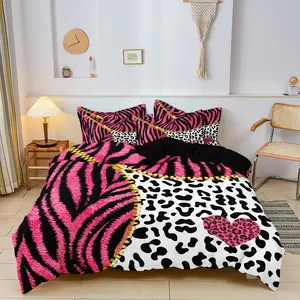 3pcs Duvet Cover Set - For All Seasons with Leopard & Heart Print - Soft, Breathable Polyester Bedding (Includes 1 Duvet Cover and 2 Pillowcases,No Comforter, No Pillow)