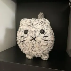 Handmade Crochet speckle Loaf Cat