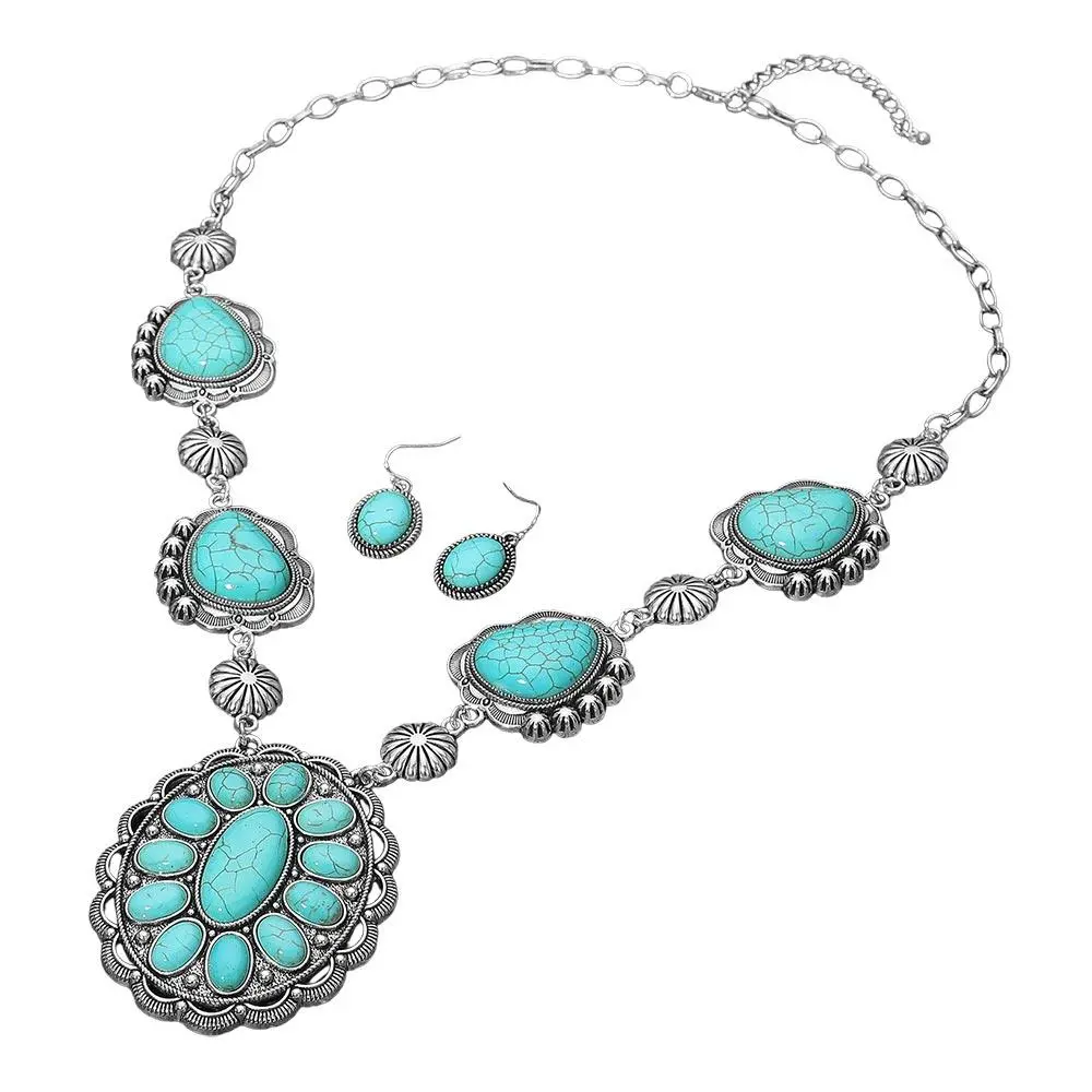 Bold Vintage Oval Western Conch Pendant Statement Necklace with Turquoise Accents for Casual & Western-Themed Occasions