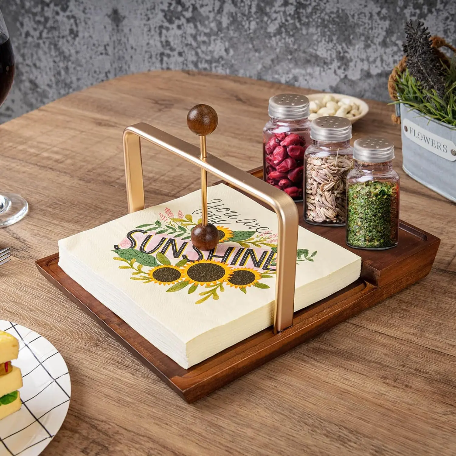 Napkins Holder, Wooden Napkin Holder with Salt and Pepper Shaker Holder, Two-in-one storage for napkins and seasoning bottles, Malfunction Salt Pepper Storage Holder and Napkin Caddy for Kitchen, Restaurant