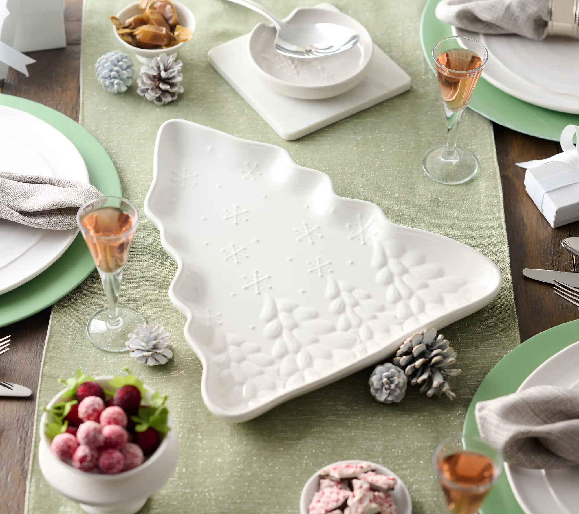 Temp-tations Special Edition Seasonal Figural Serving Platter Temp-tations Special Edition Seasonal Figural Serving Platter