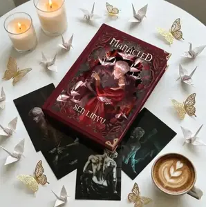 M@n@cled Book Collector Edition, Sprayed Edges, Illustrations, Art Prints (Gift Set)
