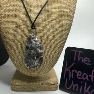 Gabra stone grounding pendant