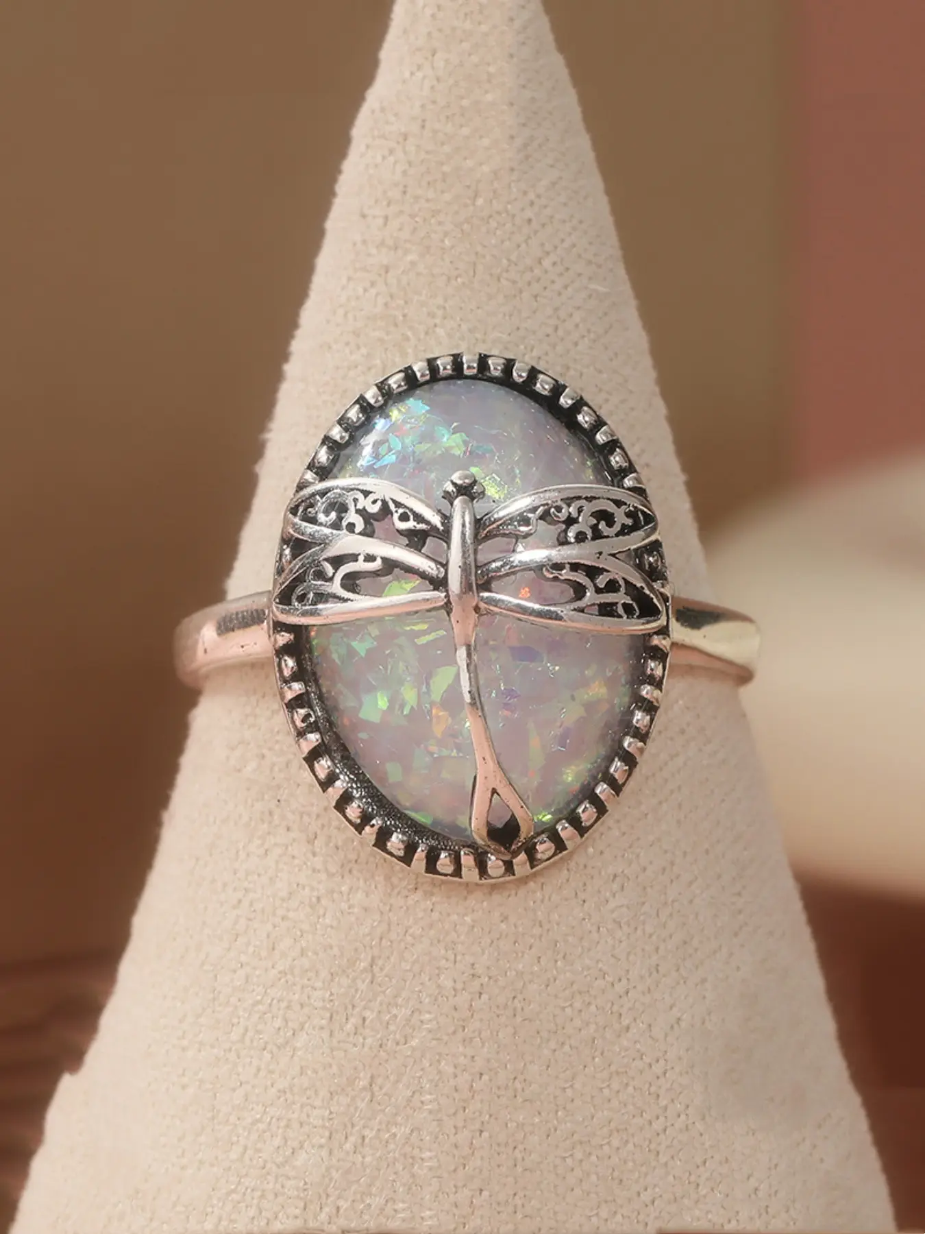Retro Bohemian Style Dragonfly Design Oval Women's Ring, Boho Style Rings, Perfect Jewelry for Daily Parties