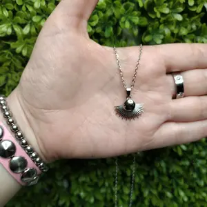 INES Collar Plateado - Silver Chain Necklace with Vintage Style Eye Pendant Jewelry Accessory