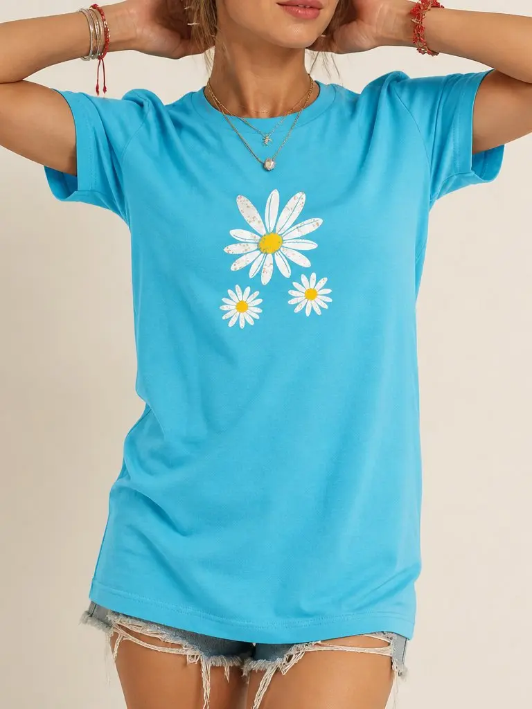 Women Premium Graphic Tee, Soft 100% Cotton Relaxed Fit Short Sleeve Top Crew Neck, Distressed Rustic White Daisy Bouquet Printed, Durable Minimal Basic T-Shirt for Women Street Casual Office Home Outdoor Daily Outfits.
