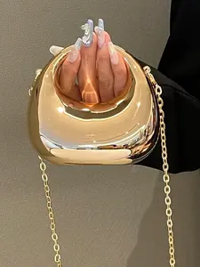 Fashionable Women's Crossbody Bag, Chain Strap Crossbody, Metal Chain Design, Solid Color, Small Size, Casual Crossbody Bag, Suitable for Commuting and Shopping, Holds Lipstick and Headphones, Crossbody With Chain
