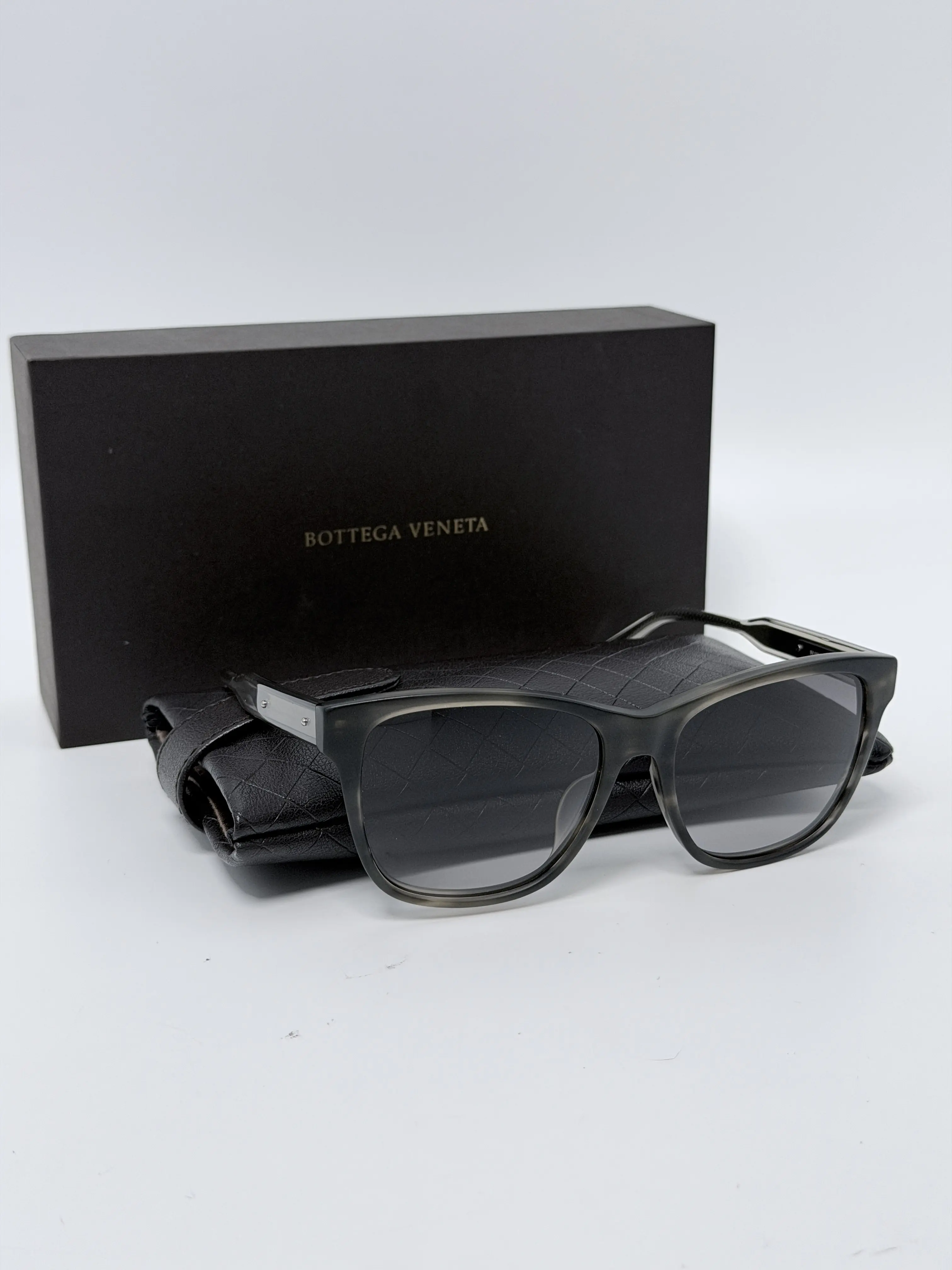Pre-owned Bottega Veneta BV0001SA 002 Gray Square Sunglasses BV001S