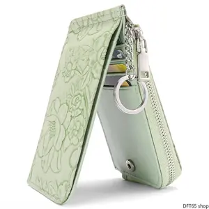 2026 New Women’s Embossed Print Zipper Wallet Set for Daily Carry, Large Capacity Multi-Card Holder with Keyring Clip and Secure Zipper Lock Summer Style