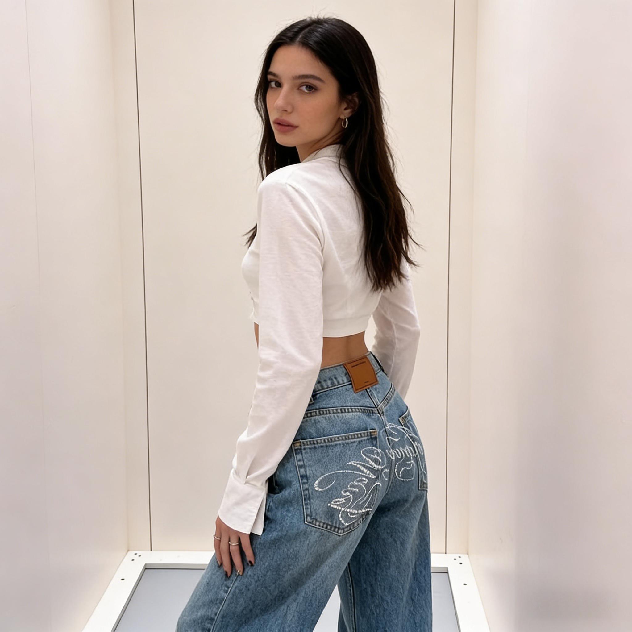 Vintage Light Wash High Waisted Baggy Jeans, Y2K Rhinestone Embroidered Wide Leg Denim Pants, Retro 90s Streetwear, Loose Fit Casual Trousers for Women