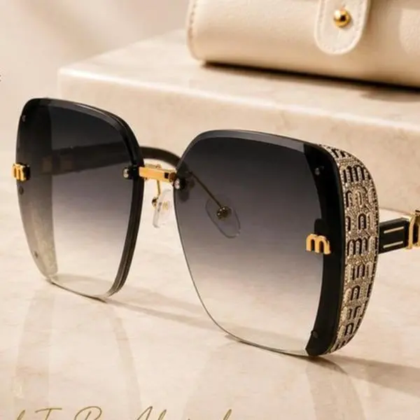 2026 New Women's Square-Frame Party Eyewear, UV-Protective Polarized Sunglasses, Luxurious Face-Flattering Fashion Accessory for Festive & Home Party Supplies