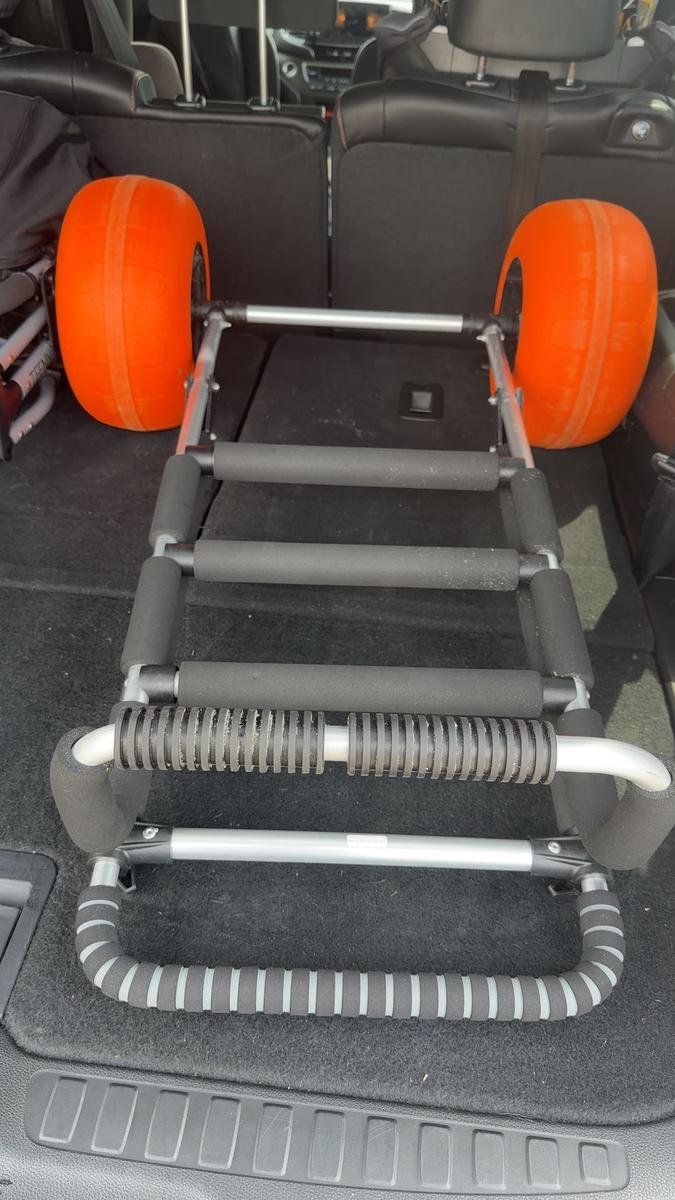 Item: 30" x 15" Cargo Deck & wheel 12" - Orange Color
