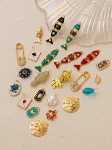 1PC Simple Bohemian Daily Versatile Style Exquisite Trendy Pendant, Colorful Fish, Goldfish, Blue Flower Round, Clover, Square A, Pendant, Suitable for DIY Fashion Accessories of Various Jewelry