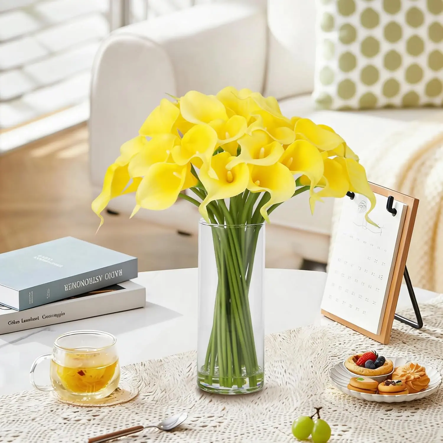 24 Real Touch Calla Lily Stems with Glass Vase & Faux Water – Realistic Latex Artificial Flowers for Wedding Centerpieces, Home Office Decor,Yellow
