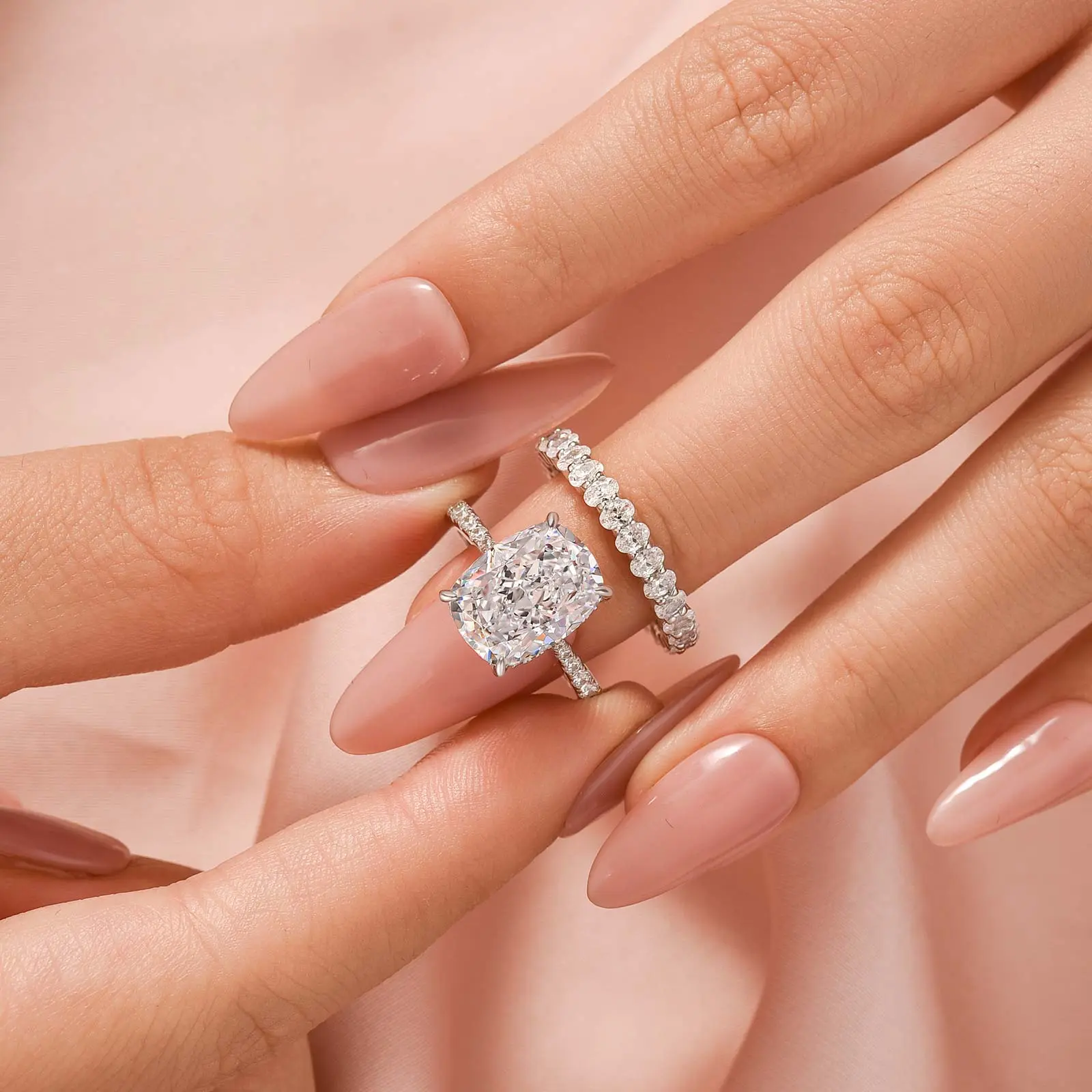 Maxine Women's 2-Piece 5.5ct Cushion Cut 5A Cubic Zirconia Engagement Ring Set - Artificial Zircon Ring, Bridal Wedding Jewelry for Proposal, Anniversary, Engagement Rings For Women