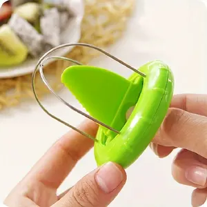 Extraordinary Fruit Separator Kiwi Cutting and Peeling Cutter Fruit Pitting Fruit Excavator Kitchen Gadget