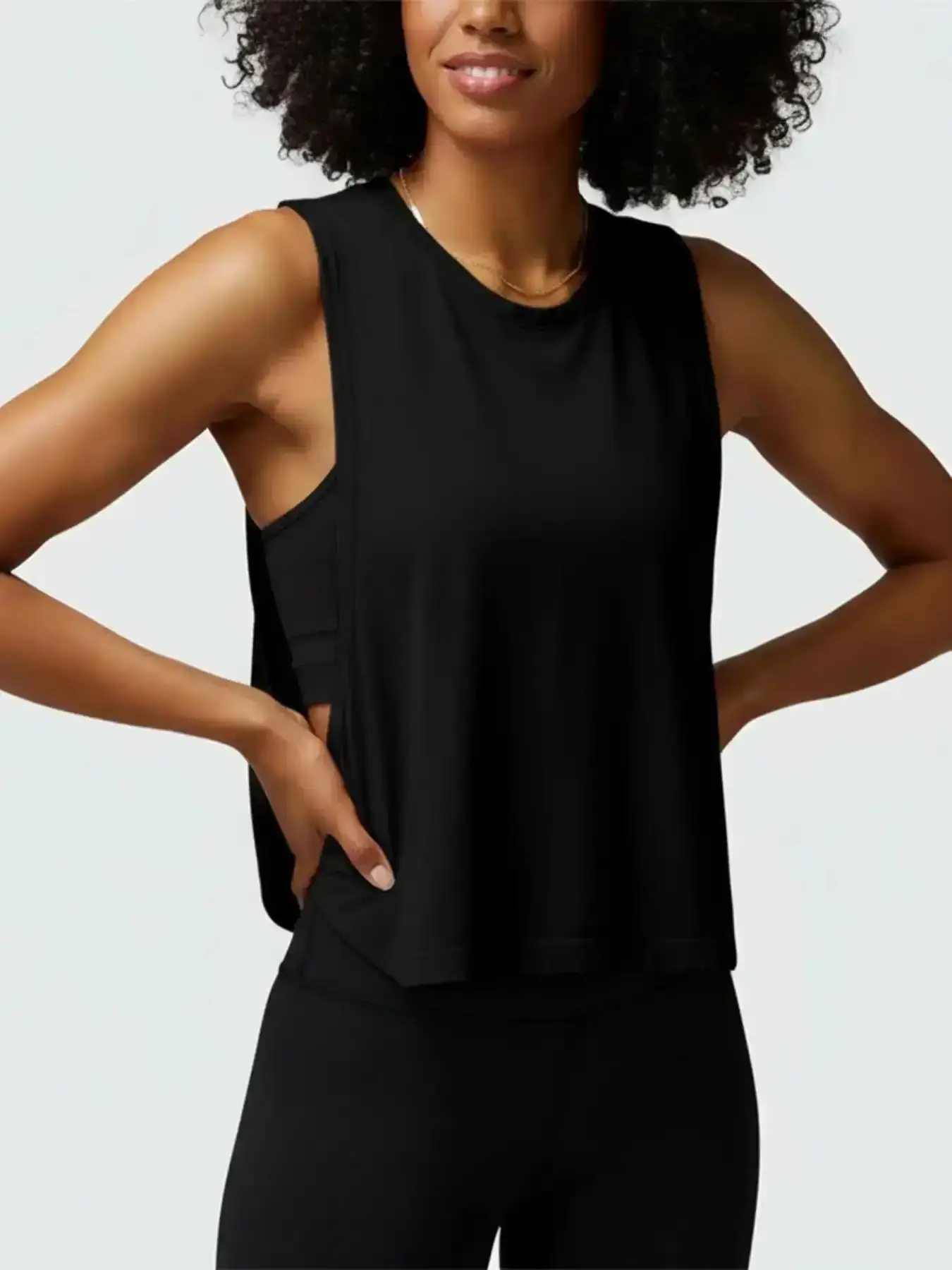 Women's Loose-Fitting Sleeveless Gym Top, Comfortable Breathable Ice-Feeling Fabric for Yoga and Running, Casual Workout Wear for All Seasons, Athletic Workout Clothing Sleeveless Staple Fitted, Flexible, Stretchy