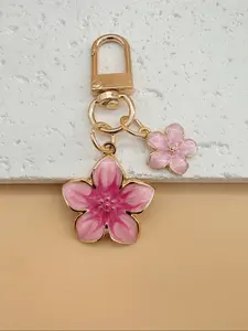 Lightweight Alloy Keychain Pendant, Sakura Design, Cherry Blossom Design, Perfect for Bags, Car Keys, Couple Gifts, Birthdays, Holidays, Summer Beach Vacations