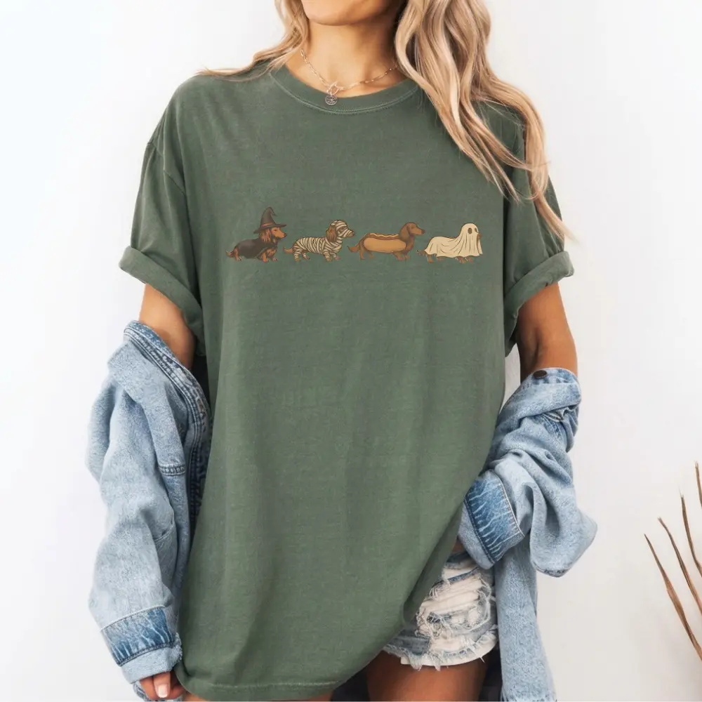 Comfort Colors Vintage Art Style Dachshund T-Shirt, Halloween Costume Tee, Gift for Weenie Dog Owners Unisex Garment-Dyed Doxie Halloween