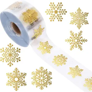 500pcs Transparent Plastic Snowflake Stickers Roll, Winter Wonderland Blank Stickers for DIY Gift Wrapping, Christmas Party Decorations