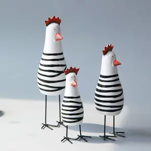 Cute Wooden Chicken Ornaments Set Handmade Animal Carving Desktop Decorations for Home Office Birthday Gift Craft Ornaments