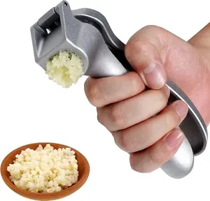 pampered chef garlic press,Garlic Press, Garlic Mincer Easy-squeeze Ergonomic Handle, Rust Proof, No Need To Peel, Professional Ginger Press & Garlic Crusher with Handy Cleaning Brush- Dishwasher Safe