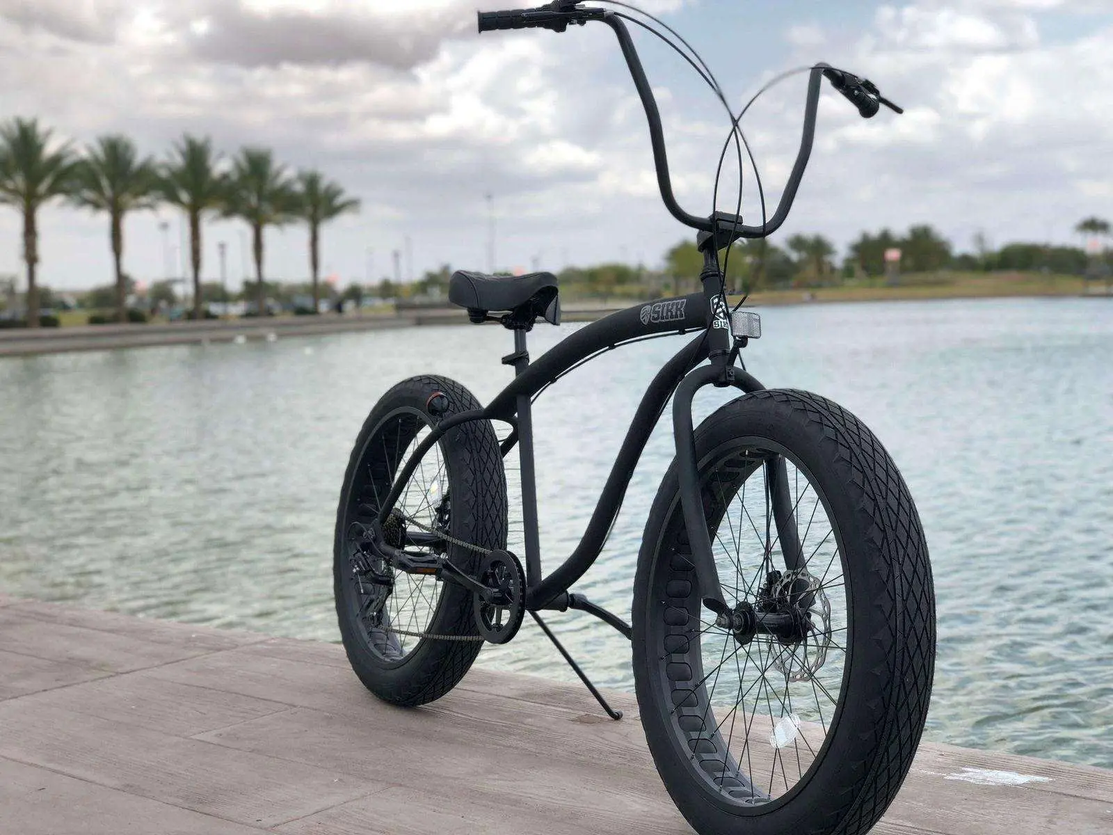 SIKK UFO Fat Tire 7 Speed Flat Black Frame Black Wheels